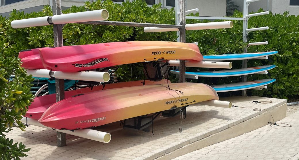 kayaks.jpg