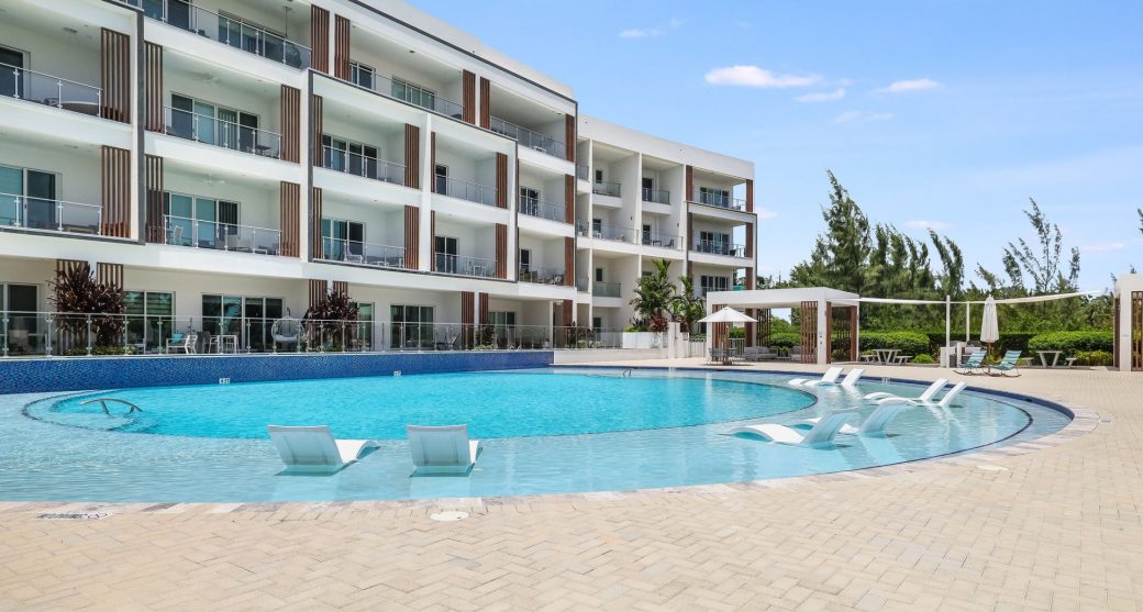 pool2.jpg