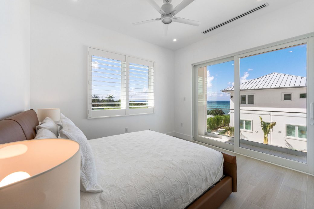 20251203225057_DSC03723_V2