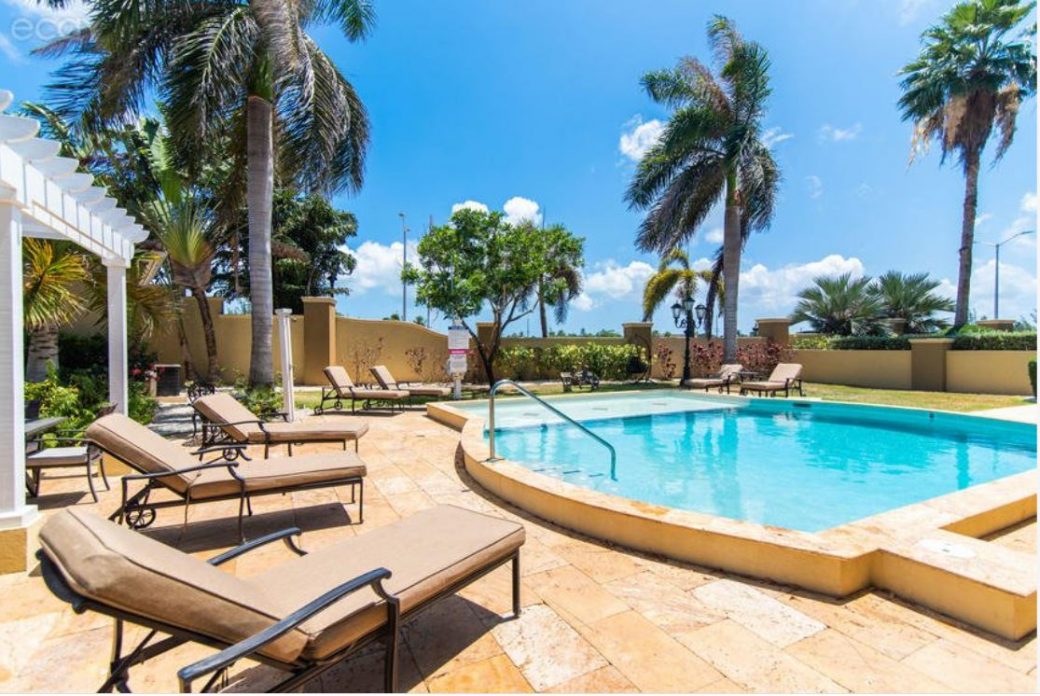 20251211141301_09_LP_Clubhouse_Pool