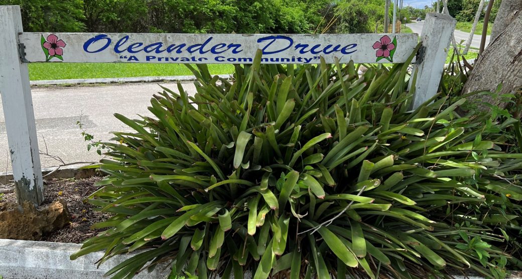 28c278-oleander-drive-entry-photo.jpg