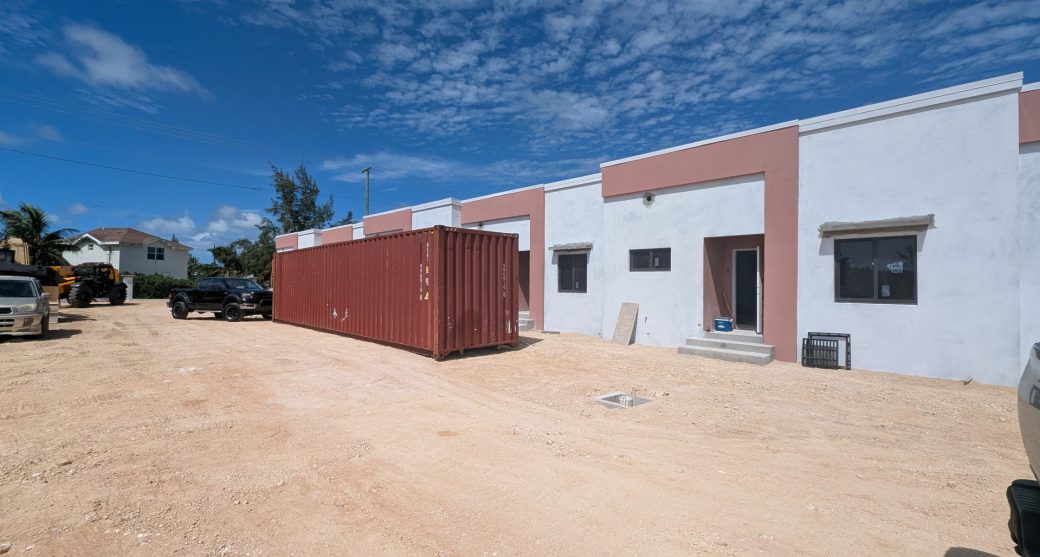 pxl-20261010-182751120.jpg