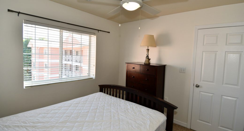 bed1a.jpg