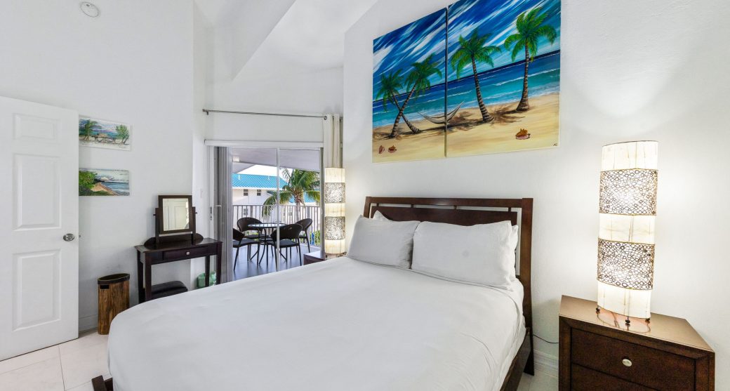 082-42-cayman-reef-resort-.jpg