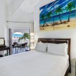082-42-cayman-reef-resort-.jpg