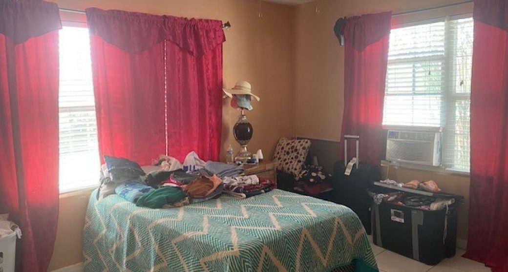 bedroom.jpg