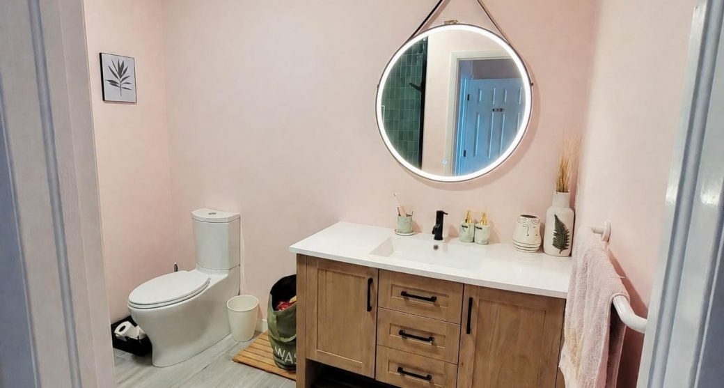 decluttered-bathroom.jpg